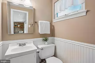 11507 Farmland Dr, Rockville, MD 20852 - Photo 29