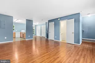 10470 Damascus Park Ln, Damascus, MD 20872 - Photo 7