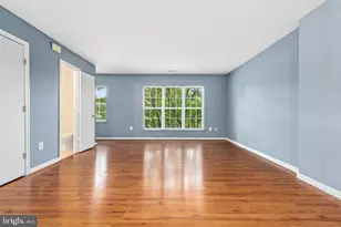 10470 Damascus Park Ln, Damascus, MD 20872 - Photo 5