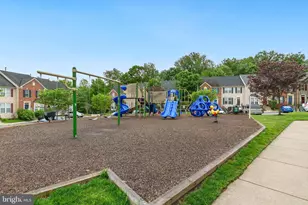 10470 Damascus Park Ln, Damascus, MD 20872 - Photo 25