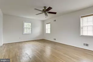 10239 Gainsborough Rd, Potomac, MD 20854 - Photo 13