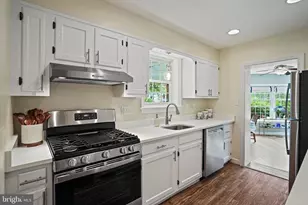 1907 Brisbane St, Silver Spring, MD 20902 - Photo 11