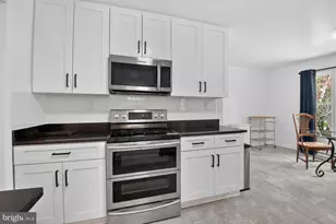 13004 Chestnut Oak Dr, Gaithersburg, MD 20878 - Photo 7