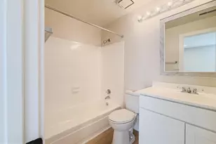 18520 Boysenberry Dr, Gaithersburg, MD 20879 - Photo 15