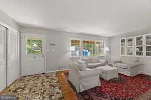 13615 Russett Terrace, Rockville, MD 20853 - Photo 5