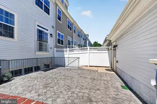 12525 Blue Sky Dr, Clarksburg, MD 20871 - Photo 35