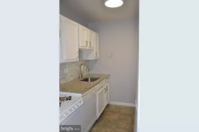 1900 Lyttonsville Road #1103, Silver Spring, MD 20910 - Photo 9