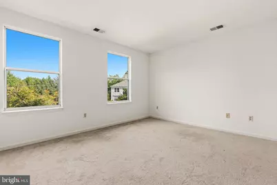 10022 Vanderbilt Circle #10, Rockville, MD 20850 - Photo 17