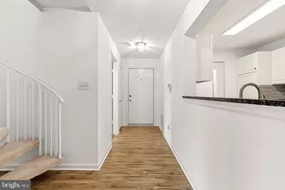 10022 Vanderbilt Circle #10, Rockville, MD 20850 - Photo 29