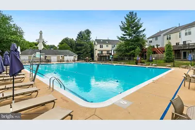 10022 Vanderbilt Circle #10, Rockville, MD 20850 - Photo 33