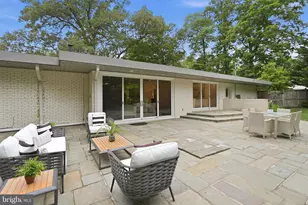 6929 Carmichael Ave, Bethesda, MD 20817 - Photo 33
