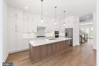 8618 Erdem Place, Chevy Chase, MD 20815 - Photo 3