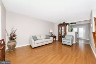 12573 Coral Grove Pl, Germantown, MD 20874 - Photo 5