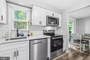 17624 Lindstrom Ct, Gaithersburg, MD 20877 - Photo 7
