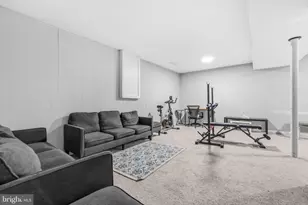 17624 Lindstrom Ct, Gaithersburg, MD 20877 - Photo 17