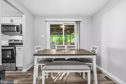 17624 Lindstrom Court, Gaithersburg, MD 20877 - Photo 5