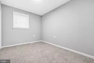 17624 Lindstrom Ct, Gaithersburg, MD 20877 - Photo 23