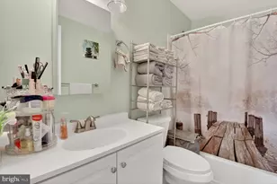 2000 McAuliffe Dr, Rockville, MD 20851 - Photo 31
