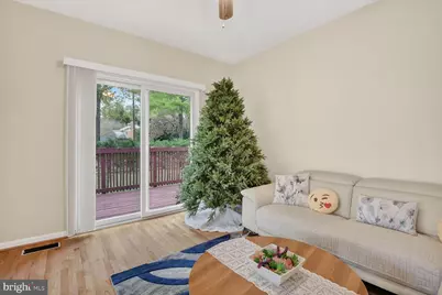 2000 McAuliffe Drive, Rockville, MD 20851 - Photo 23