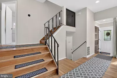 2000 McAuliffe Drive, Rockville, MD 20851 - Photo 3