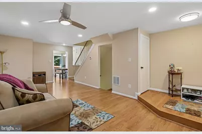3924 Angelton Court, Burtonsville, MD 20866 - Photo 9