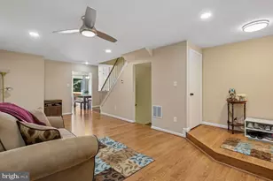 3924 Angelton Ct, Burtonsville, MD 20866 - Photo 9