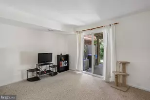 3924 Angelton Ct, Burtonsville, MD 20866 - Photo 35