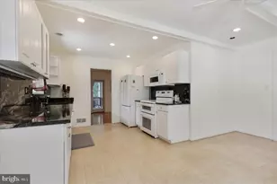1397 Canterbury Wy, Potomac, MD 20854 - Photo 3