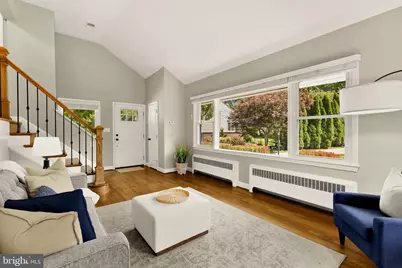 10210 Carroll Place, Kensington, MD 20895 - Photo 3