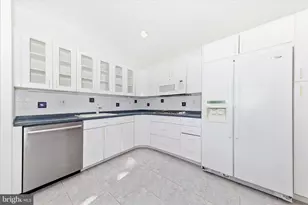 8311 Lilly Stone Dr, Bethesda, MD 20817 - Photo 11