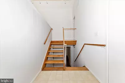 8311 Lilly Stone Drive, Bethesda, MD 20817 - Photo 3