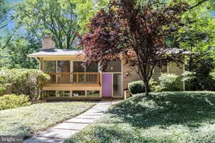 8311 Lilly Stone Dr, Bethesda, MD 20817 - Photo 1
