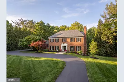 9205 Pegasus Court, Potomac, MD 20854 - Photo 3