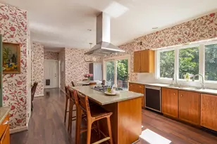 9205 Pegasus Ct, Potomac, MD 20854 - Photo 5