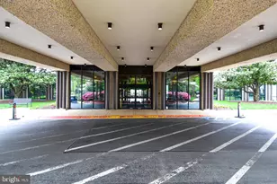 5225 Pooks Hill Rd, Bethesda, MD 20814 - Photo 21