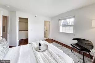 5716 Chapman Mill Dr, Rockville, MD 20852 - Photo 15