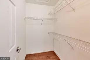5716 Chapman Mill Dr, Rockville, MD 20852 - Photo 23