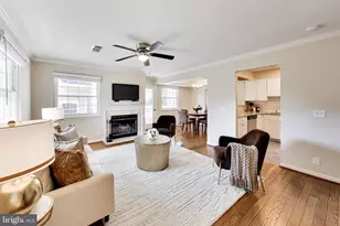 5716 Chapman Mill Dr, Rockville, MD 20852 - Photo 5