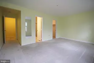 10148 Reprise Dr, Rockville, MD 20850 - Photo 13