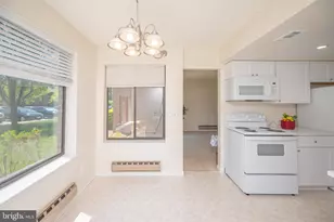 15301 Beaverbrook Ct, Silver Spring, MD 20906 - Photo 5