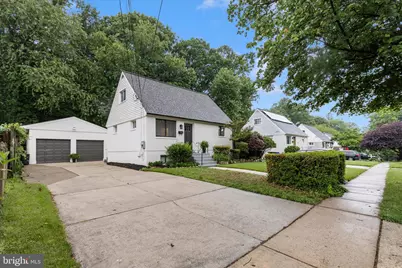 11414 Schuylkill Road, Rockville, MD 20852 - Photo 3
