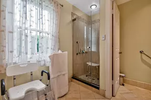 13600 Valley Dr, Rockville, MD 20850 - Photo 41