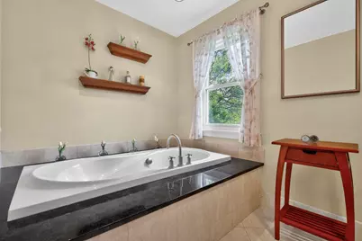 13600 Valley Drive, Rockville, MD 20850 - Photo 39