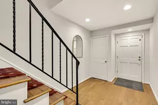 8 Sangamore Ct, Bethesda, MD 20816 - Photo 7