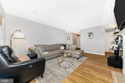 12012 Amber Ridge Circle #B-103, Germantown, MD 20876 - Photo 5