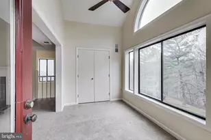 896 Windbrooke Dr, Gaithersburg, MD 20879 - Photo 19