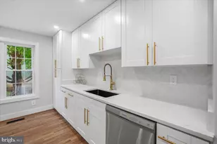 13000 Country Ridge Dr, Germantown, MD 20874 - Photo 9