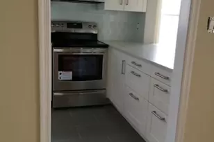5717 Brewer House Cir, Rockville, MD 20852 - Photo 5