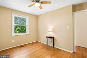 76 Timber Rock Rd, Gaithersburg, MD 20878 - Photo 27