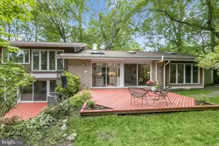 8108 Hamilton Spring Rd, Bethesda, MD 20817 - Photo 21